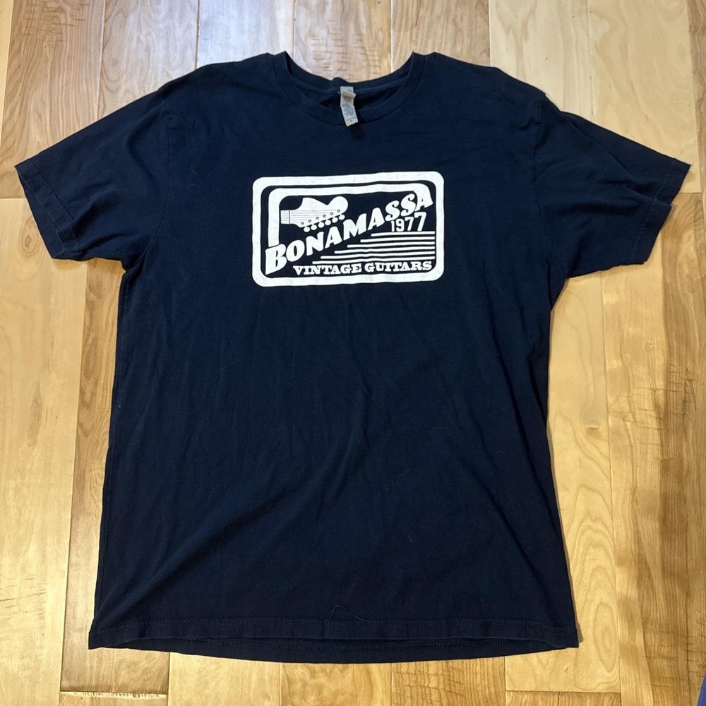 Joe Bonamassa 1977 Vintage Guitars Blues Rock T-Shirt Men's XL Dark Navy